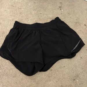 I have two pairs of these! Size 6 black hotty hot shorts I seem 4
